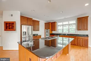 19336 Cypress Hill Way, Gaithersburg, MD 20879 - Photo 31
