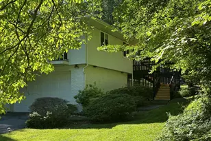 6900 Heatherhill Rd, Bethesda, MD 20817 - Photo 3