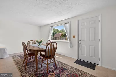 12523 Laurel Grove Place, Germantown, MD 20874 - Photo 9
