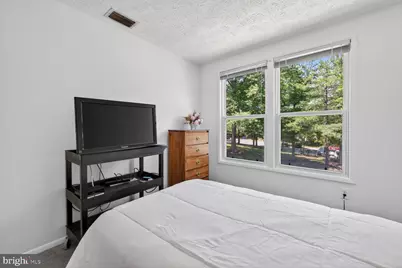 12523 Laurel Grove Place, Germantown, MD 20874 - Photo 17