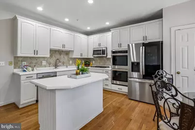 10407 Dalebrooke Lane, Potomac, MD 20854 - Photo 15
