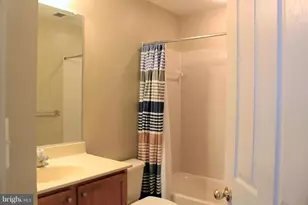 23514 Gardenside Pl, Clarksburg, MD 20871 - Photo 17