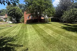 6717 Pemberton St, Bethesda, MD 20817 - Photo 3