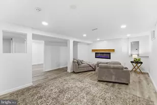 10811 Tenbrook Ct, Silver Spring, MD 20901 - Photo 29