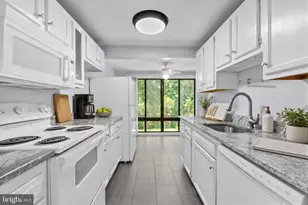 13200 Chalet Pl, Germantown, MD 20874 - Photo 13