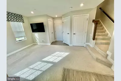 9537 Tall Oaks Road, Montgomery Village, MD 20886 - Photo 3