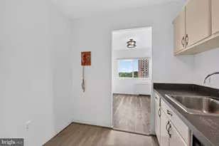1111 University Blvd W, Silver Spring, MD 20902 - Photo 11