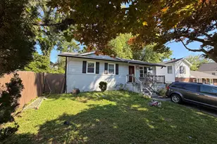 217 Cedar Ave, Gaithersburg, MD 20877 - Photo 3