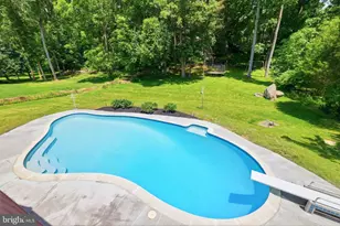 13 Trailridge Ct, Potomac, MD 20854 - Photo 35