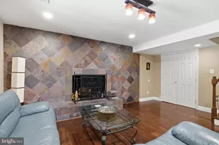 13 Trailridge Ct, Potomac, MD 20854 - Photo 29