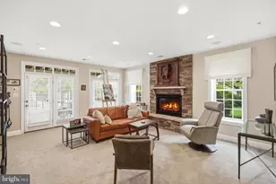 164 Crown Farm Dr, Gaithersburg, MD 20878 - Photo 29