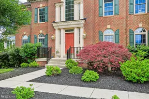 9308 Harrisons Farm Way, Gaithersburg, MD 20882 - Photo 3