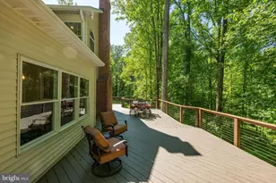 7921 Goodhurst Dr, Gaithersburg, MD 20882 - Photo 17