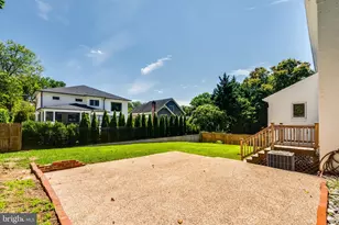 7517 Granada Dr, Bethesda, MD 20817 - Photo 11