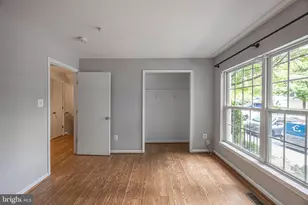 10456 Damascus Park Ln, Damascus, MD 20872 - Photo 13