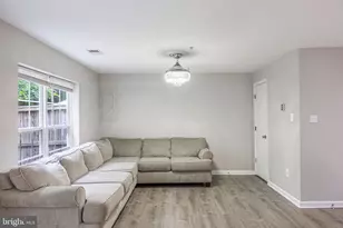 10456 Damascus Park Ln, Damascus, MD 20872 - Photo 9
