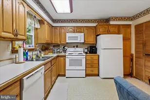 12622 Eastbourne Dr, Silver Spring, MD 20904 - Photo 13