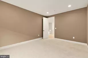 9725 Lantana Wy, Bethesda, MD 20817 - Photo 55