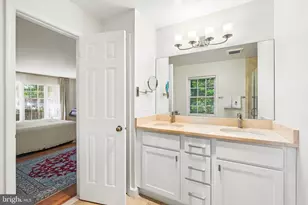 11900 Canfield Rd, Potomac, MD 20854 - Photo 21