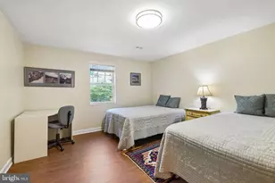 11900 Canfield Rd, Potomac, MD 20854 - Photo 35