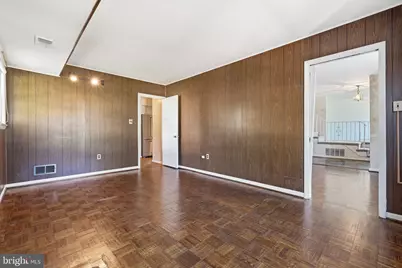 8409 Victory Lane, Potomac, MD 20854 - Photo 9