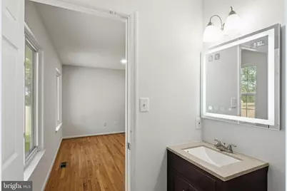 19044 McFarlin Drive, Germantown, MD 20874 - Photo 21