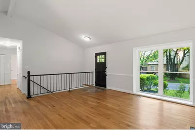 19044 McFarlin Drive, Germantown, MD 20874 - Photo 9