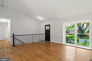 19044 McFarlin Dr, Germantown, MD 20874 - Photo 9
