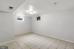 19044 McFarlin Dr, Germantown, MD 20874 - Photo 35