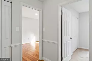 19044 McFarlin Dr, Germantown, MD 20874 - Photo 15