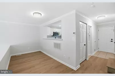 1026 Travis Lane, Gaithersburg, MD 20879 - Photo 9
