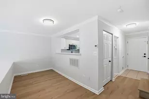 1026 Travis Ln, Gaithersburg, MD 20879 - Photo 9