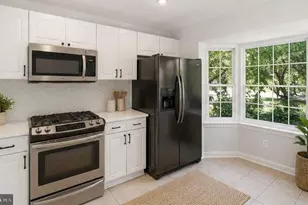 1026 Travis Ln, Gaithersburg, MD 20879 - Photo 5
