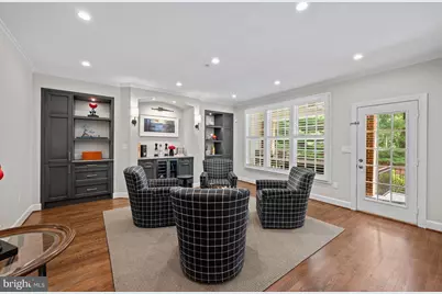7801 Hidden Meadow Terrace, Potomac, MD 20854 - Photo 9