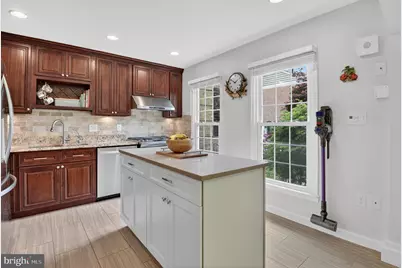 11107 Candlelight Lane, Potomac, MD 20854 - Photo 3