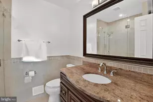 11107 Candlelight Ln, Potomac, MD 20854 - Photo 25