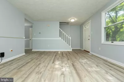 8828 Cross Country Place, Gaithersburg, MD 20879 - Photo 5