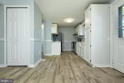 8828 Cross Country Place, Gaithersburg, MD 20879 - Photo 11
