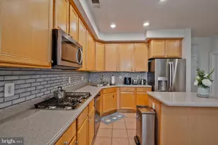 413 Longhorn Crescent, Rockville, MD 20850 - Photo 13