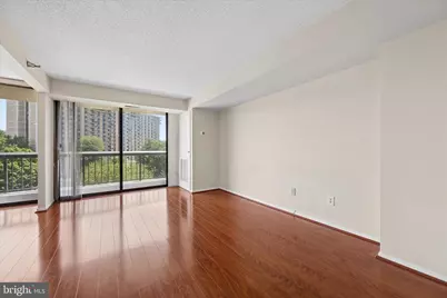 7401 Westlake Terrace #607, Bethesda, MD 20817 - Photo 9