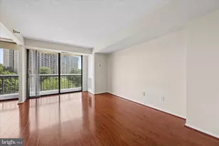 7401 Westlake Terrace, Bethesda, MD 20817 - Photo 9