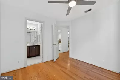 5818 Inman Park Circle #210, Rockville, MD 20852 - Photo 15