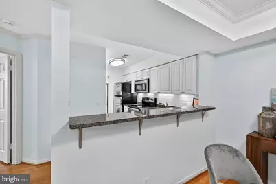 5818 Inman Park Circle #210, Rockville, MD 20852 - Photo 9
