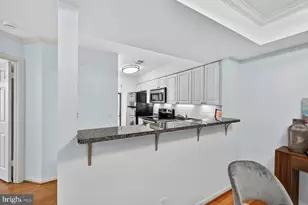 5818 Inman Park Cir, Rockville, MD 20852 - Photo 9