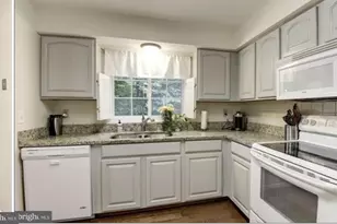 6 Dumfries Ct, Olney, MD 20832 - Photo 3