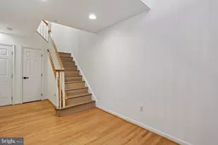 46 Waddington Ln, Rockville, MD 20850 - Photo 7