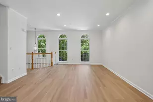 46 Waddington Ln, Rockville, MD 20850 - Photo 9