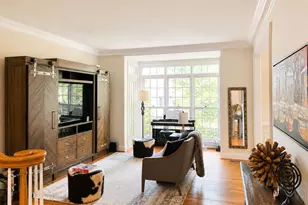 8904 Barrowgate Ct, Potomac, MD 20854 - Photo 5