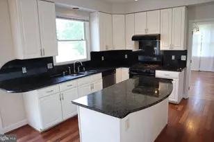 17105 Thatcher Ct, Olney, MD 20832 - Photo 3