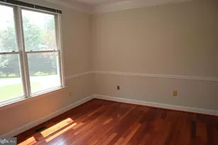 17105 Thatcher Ct, Olney, MD 20832 - Photo 11